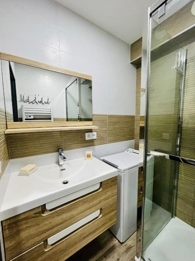 Studio Piscine Plages A Pied La Grande Motte Ngoại thất bức ảnh